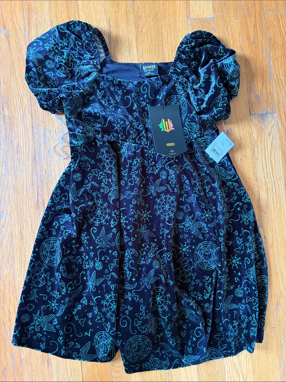 Wicked NWT Plush Velvet Puff-Sleeve Kids Dress